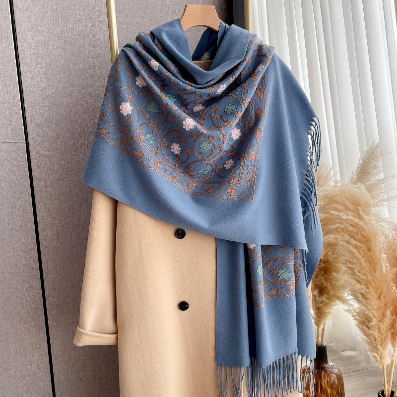 ผ้าพันคอแคชเมียร์ปักลายใหม่ปี  - Woven Scarf Blanket บทวิจารณ์และราคา