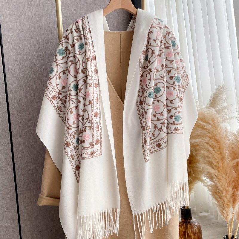 ผ้าพันคอแคชเมียร์ปักลายใหม่ปี  - Woven Scarf Blanket บทวิจารณ์และราคา