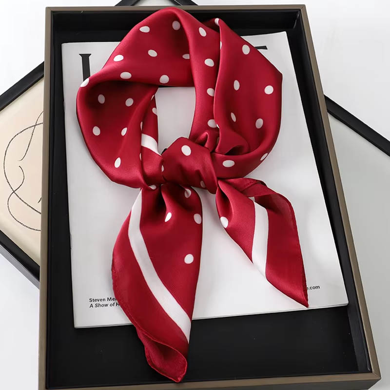 ผ้าพันคอไหมสี่เหลี่ยมสำหรับผู้ - Scarf Silk Square บทวิจารณ์และราคา